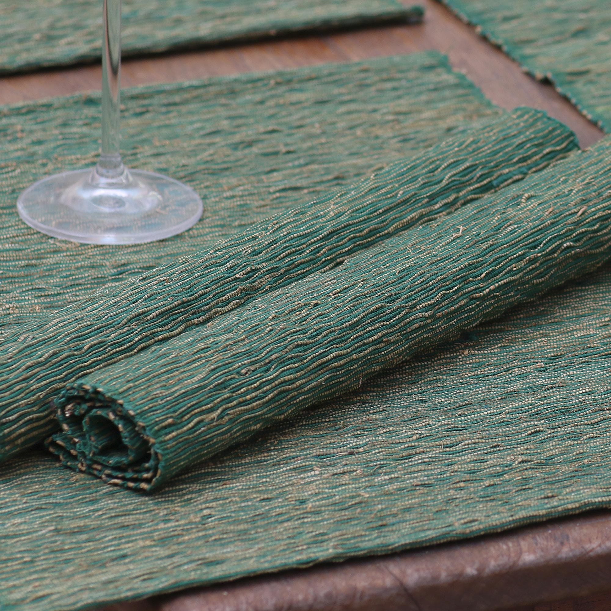 Natural Fiber Table Runner and Placemats (Set of 4) - Nature of Green