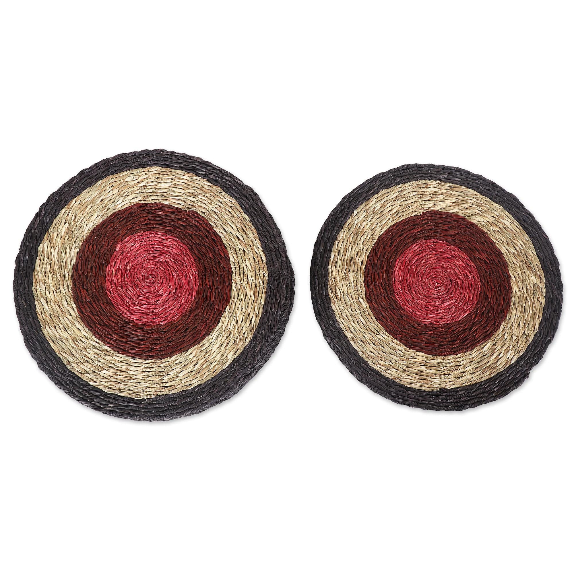 Set of 6 Natural Fiber Round Placemats in Red and Black - Round Grandeur